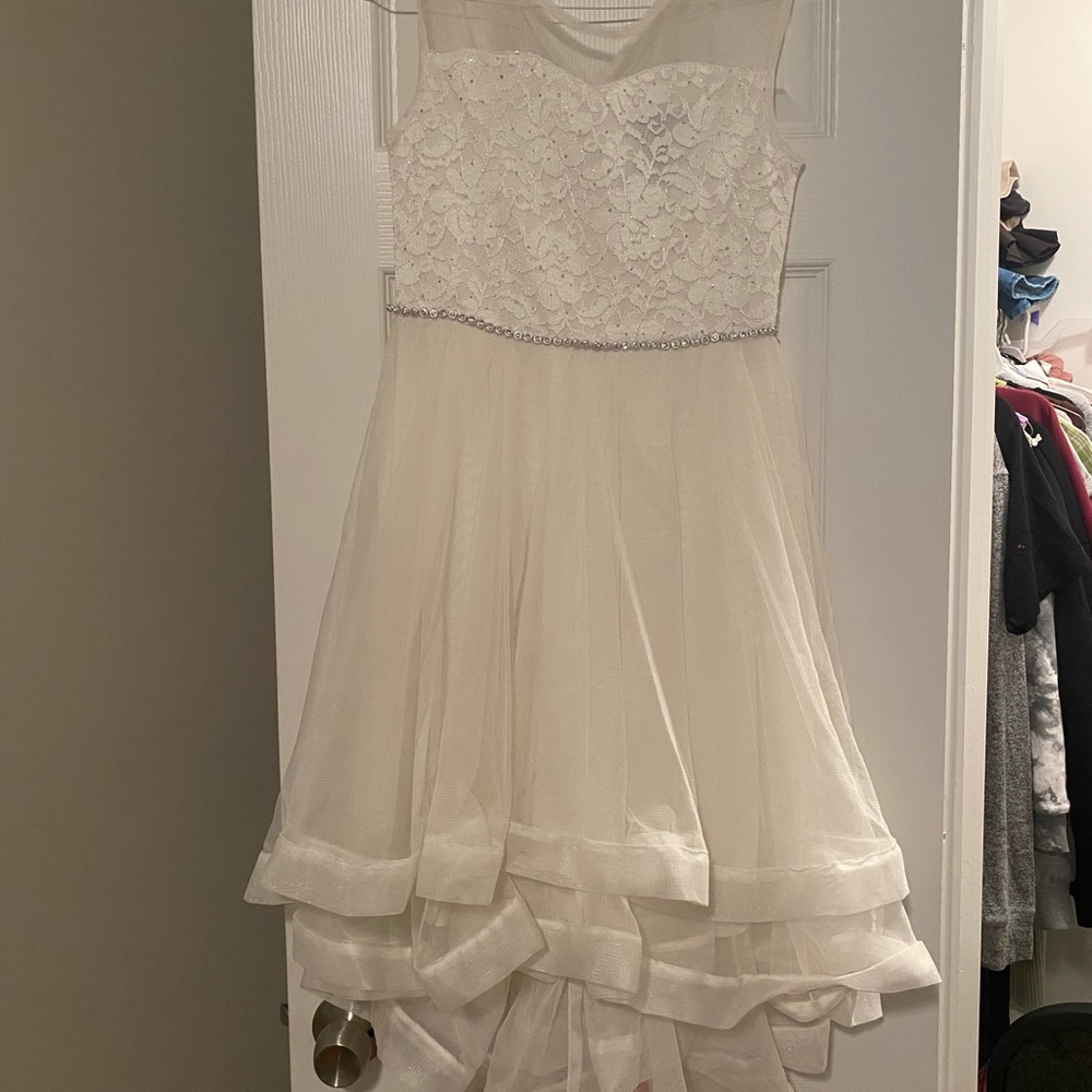 Children’s Xtraordinary white dress Beautiful Children’s dress